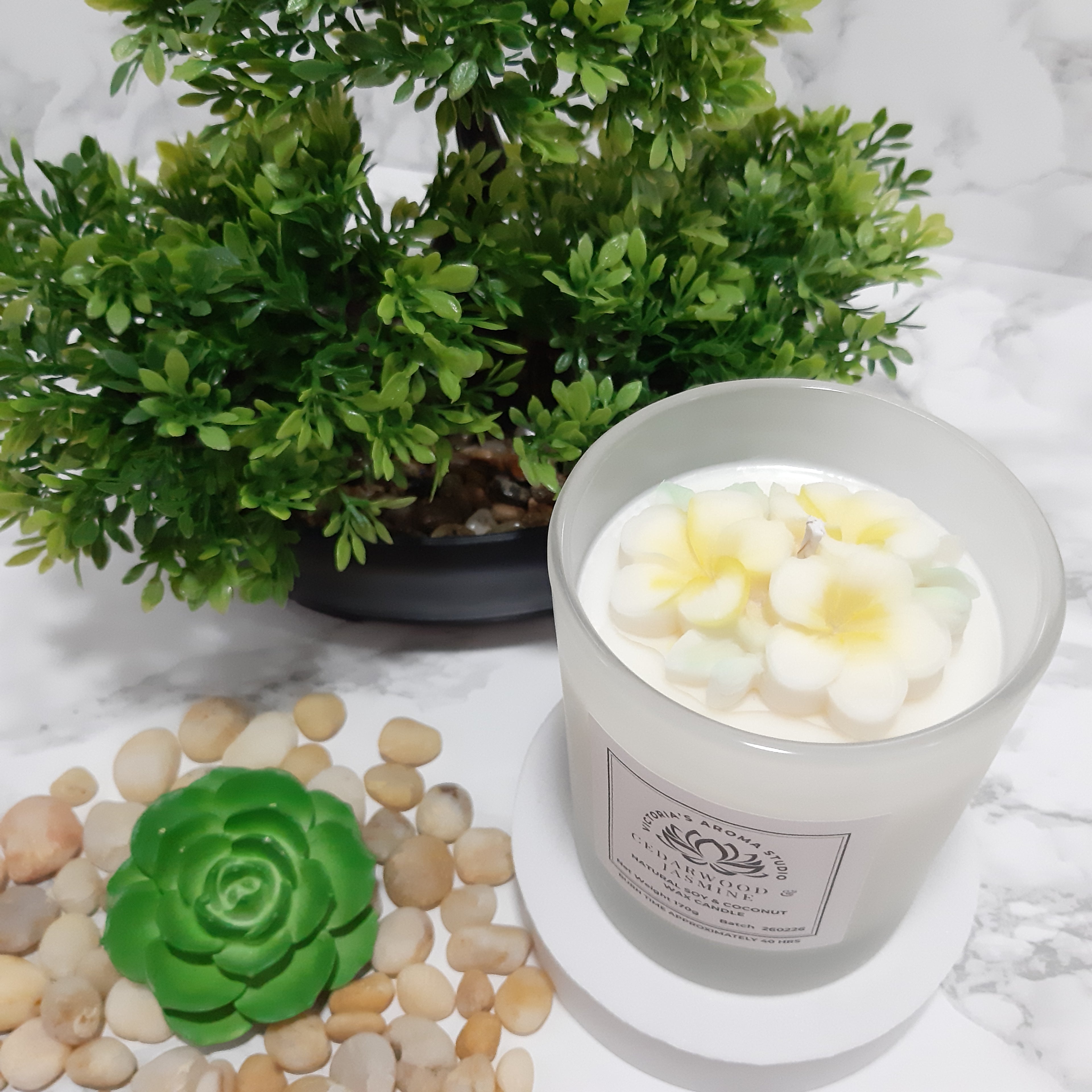 170g Scented Candle with Embed Flower