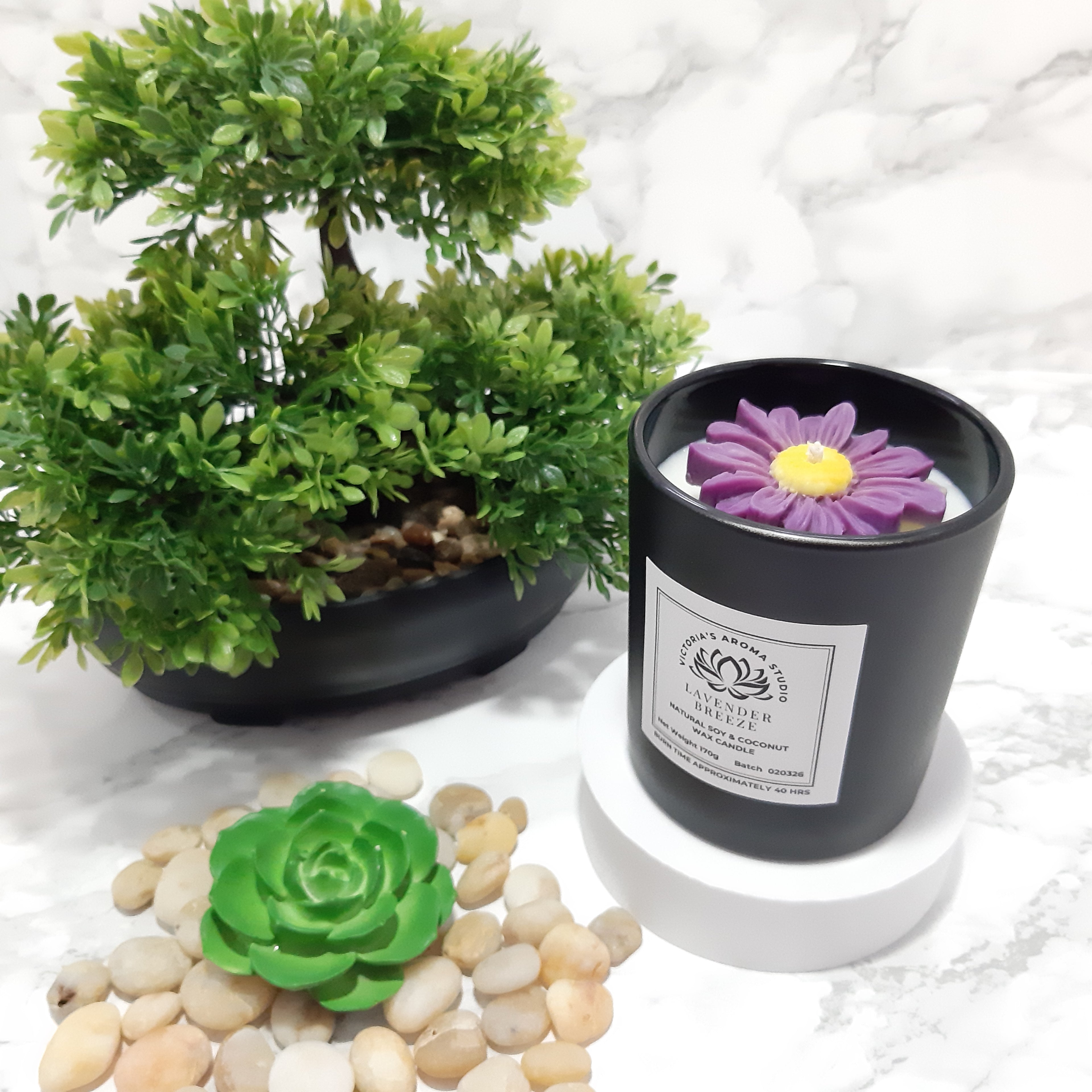 170g Scented Candle with Embed Flower