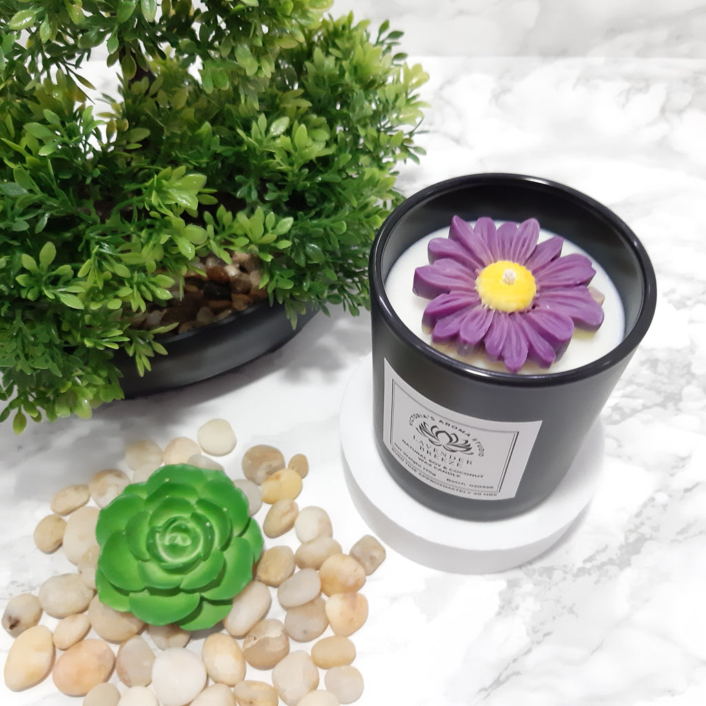 170g Scented Candle with Embed Flower