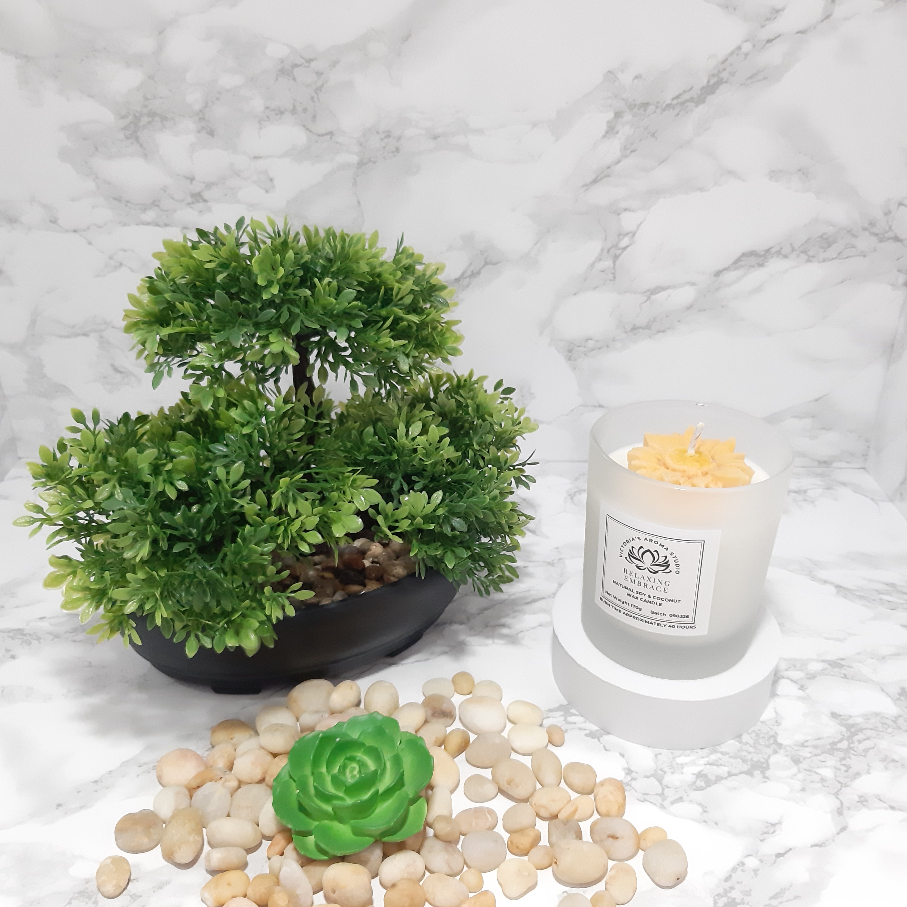 170g Scented Candle with Embed Flower