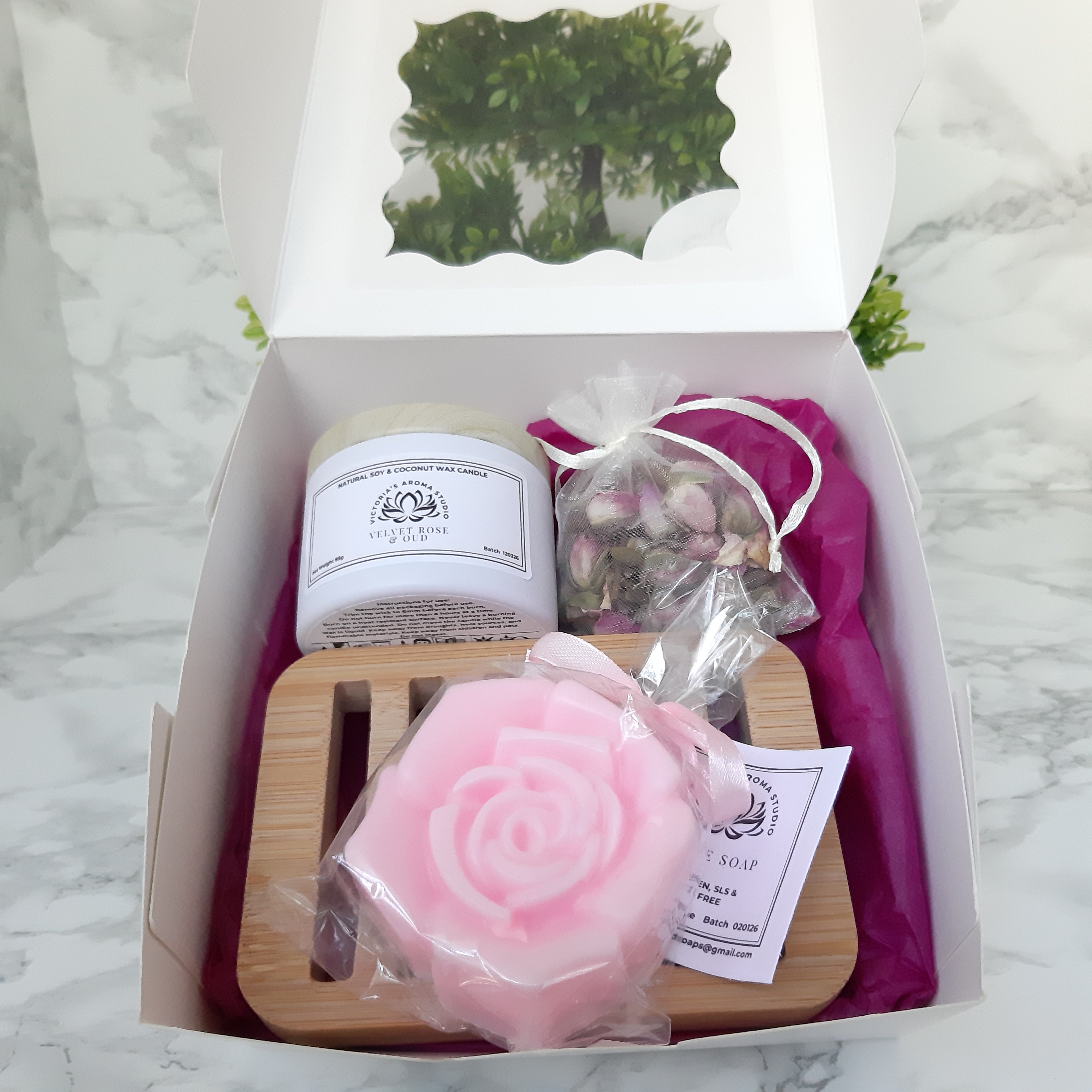 Rose Gift Set