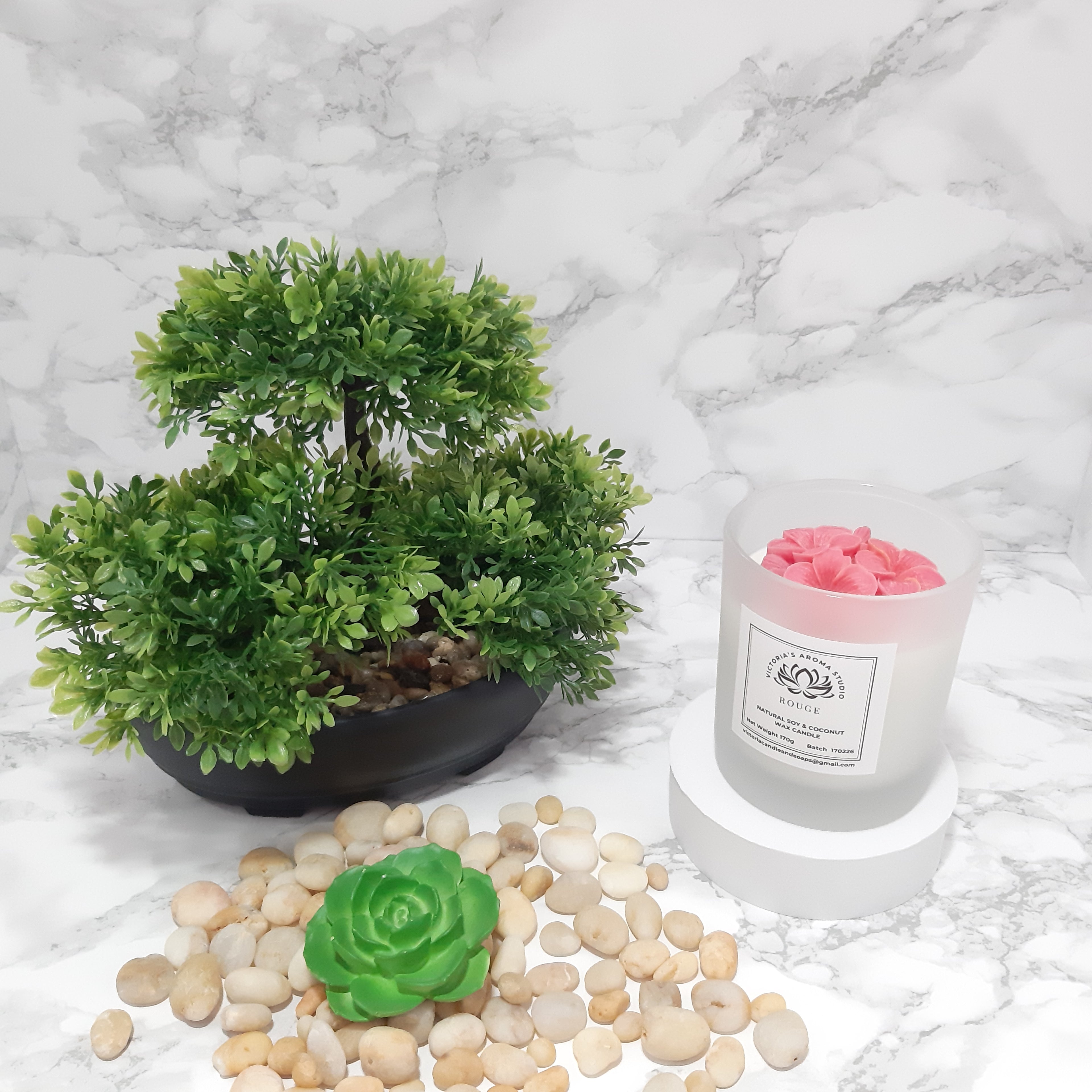 170g Scented Candle with Embed Flower