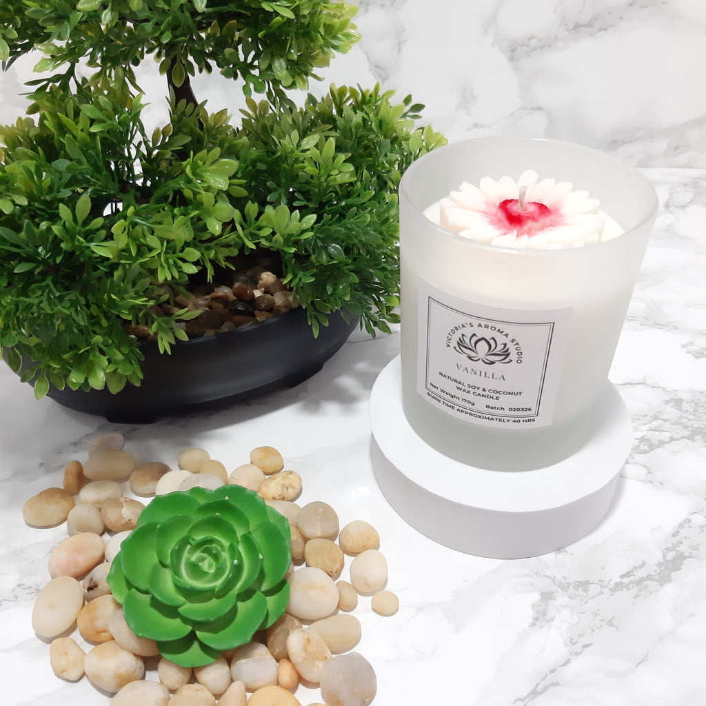 170g Scented Candle with Embed Flower