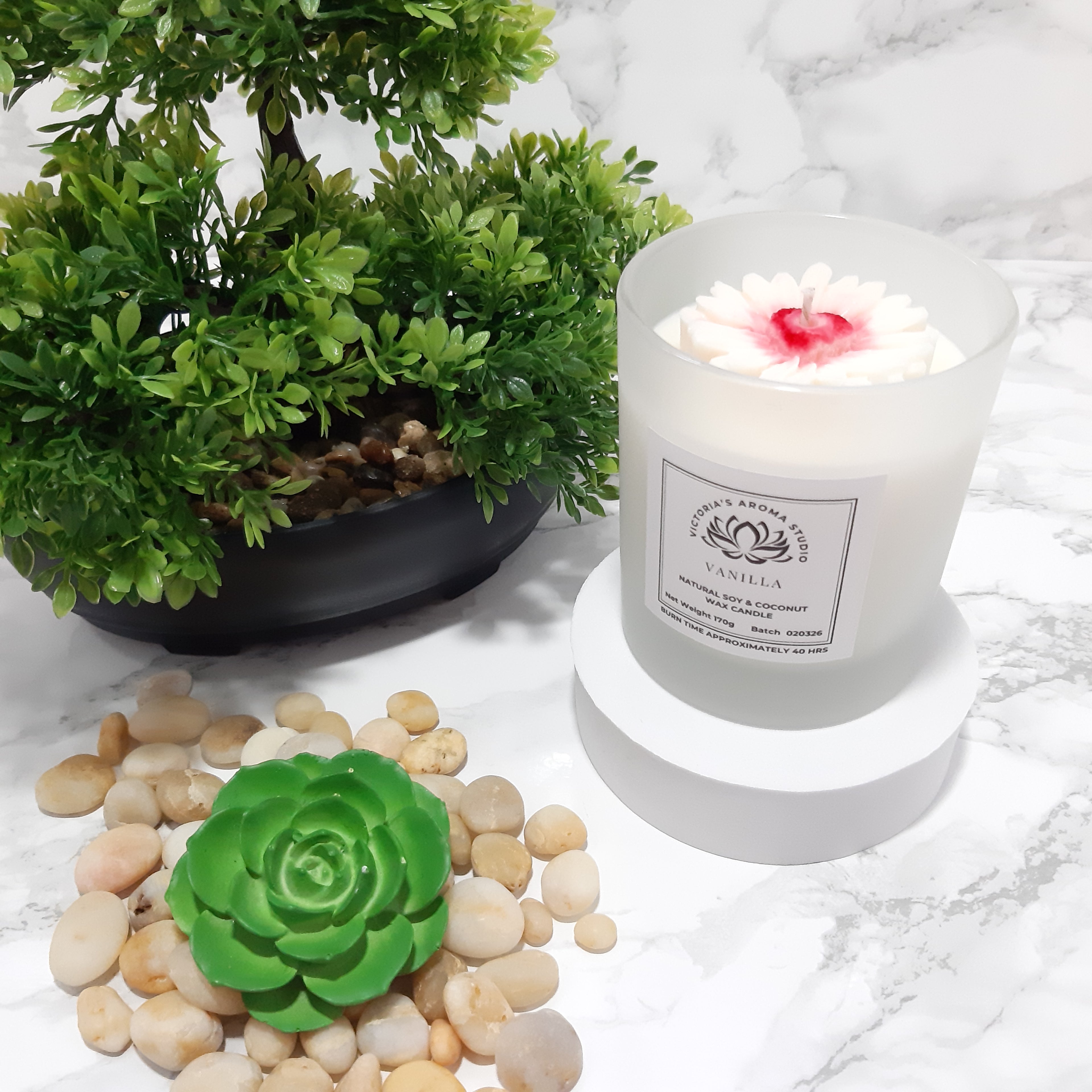 170g Scented Candle with Embed Flower