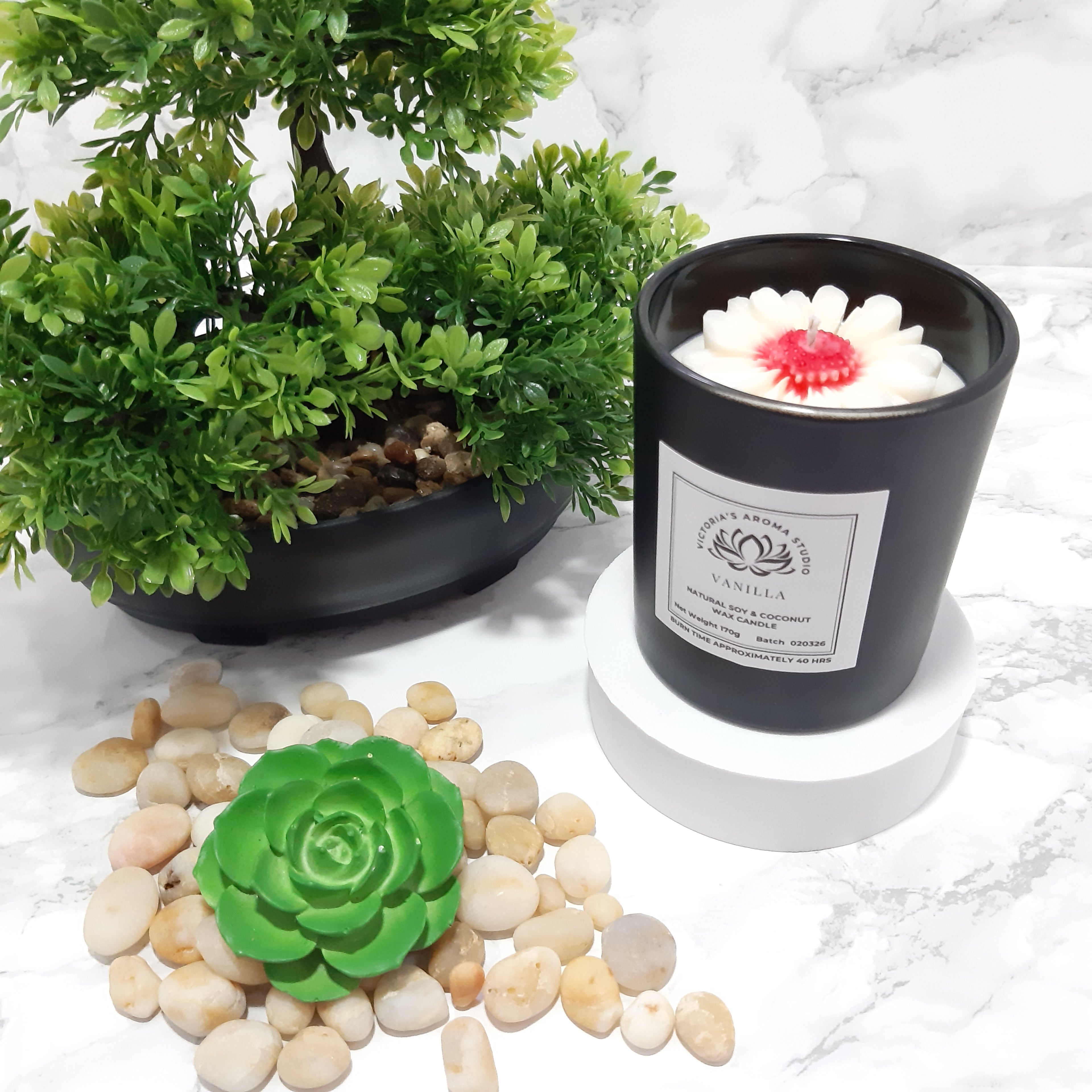 170g Scented Candle with Embed Flower