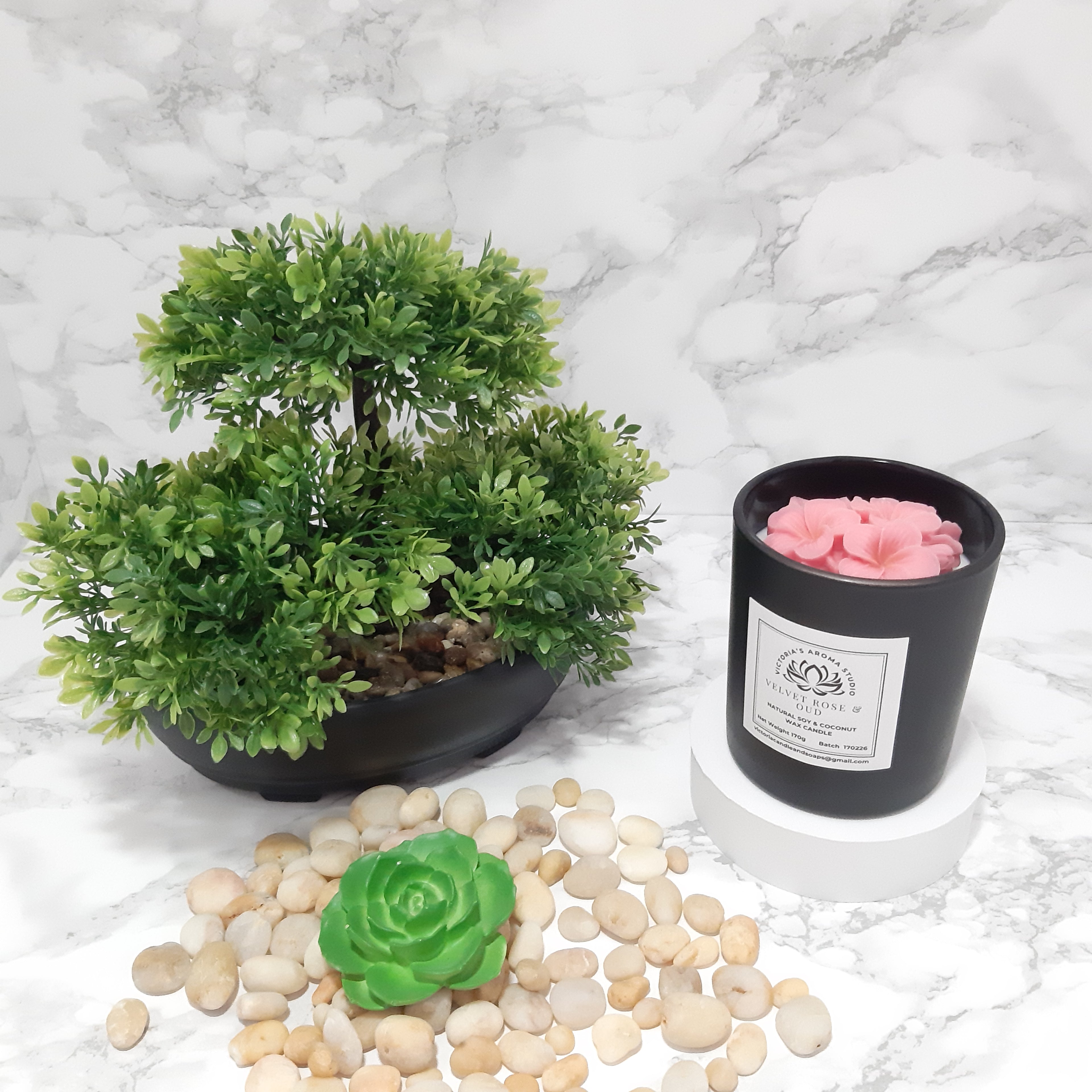170g Scented Candle with Embed Flower